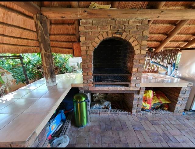 3 BEDROOM HOUSE FOR SALE IN THERESAPARK